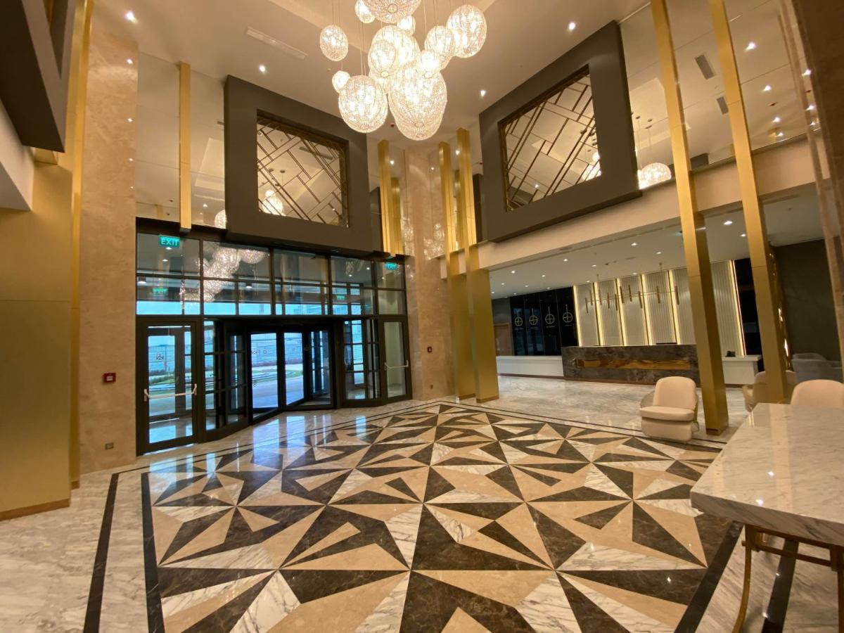 Limak Skopje Luxury Hotel Exterior foto The lobby of the hotel